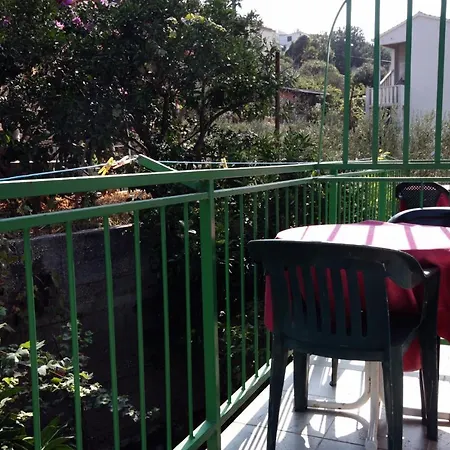 By The Sea Stomorska, Solta - 5239 Apartman